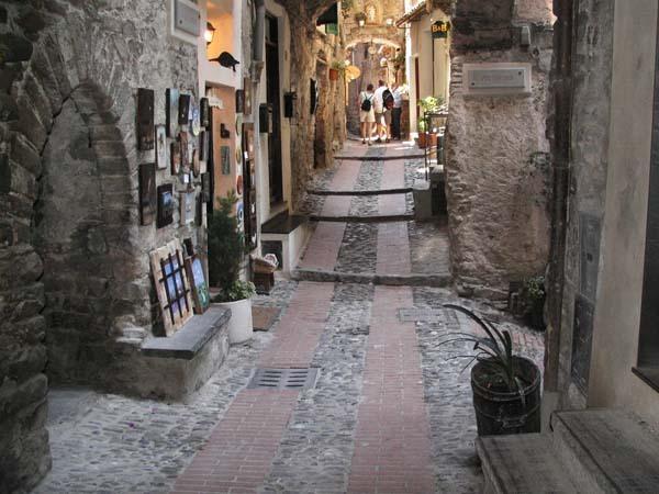 B&B Il Libro Verde Dolceacqua Εξωτερικό φωτογραφία