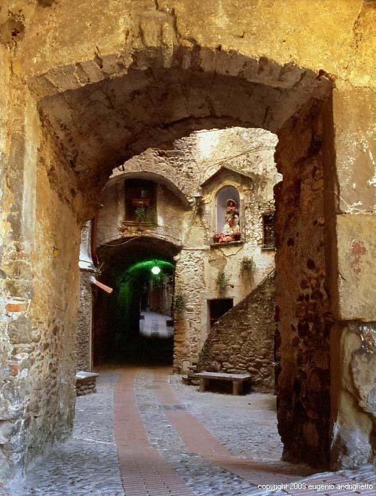 B&B Il Libro Verde Dolceacqua Εξωτερικό φωτογραφία