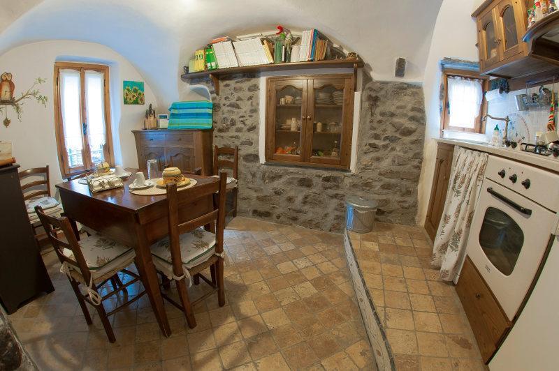 B&B Il Libro Verde Dolceacqua Εξωτερικό φωτογραφία