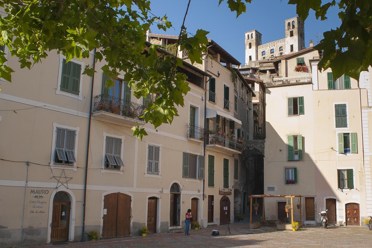 B&B Il Libro Verde Dolceacqua Εξωτερικό φωτογραφία